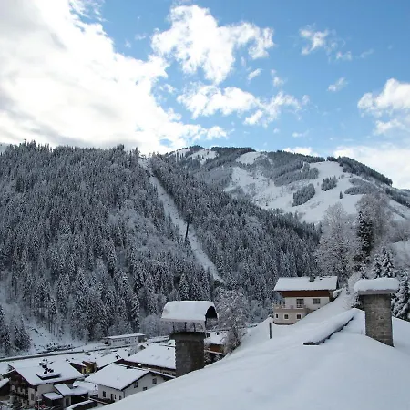 Apartament Superior Apartment Near Saalbach Hinterglemm With Sauna *